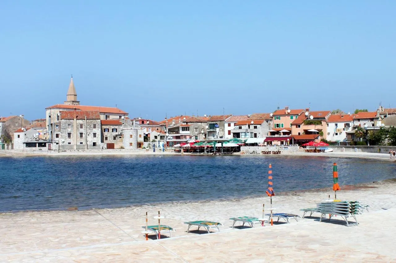 Apartment Umag 7126A 0*,