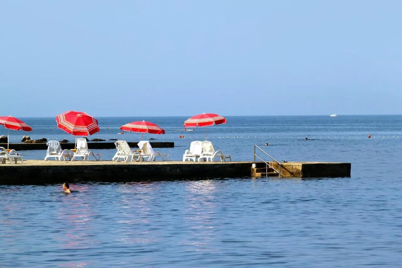 Apartment Umag 7126A Croatia